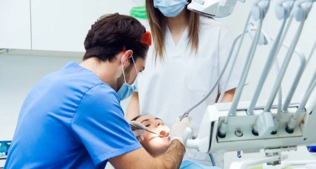 شرایط تحصیل دندانپزشکی در ایتالیا