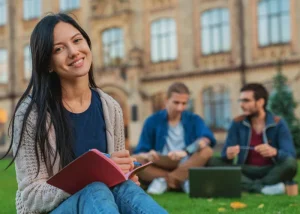 تحصیل در ایتالیا بدن مدرک زبان انگلیسی