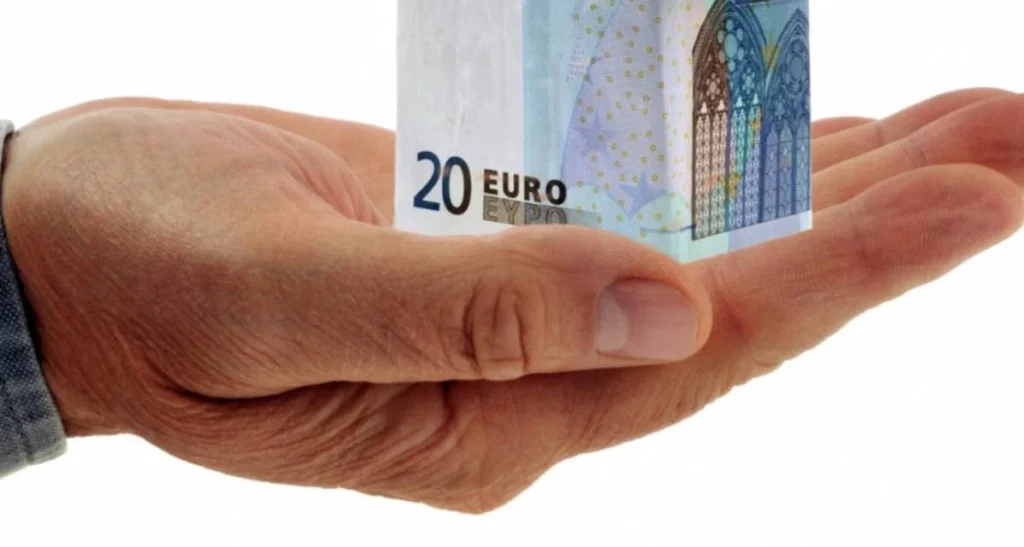 سرمایه گذاری در کشور فرانسه